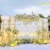 MẪU BACKDROP CƯỚI HOA TƯƠI GIÁ RẺ TẠI ADORA CENTER TPHCM 