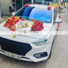 BÁN BỘ HOA GIẢ GẮN XE HOA CƯỚI MÀU ĐỎ GIÁ RẺ TẠI TPHCM