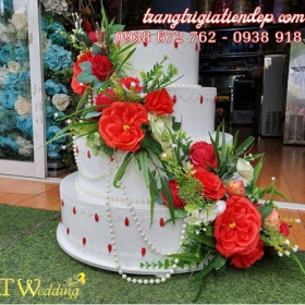 THÙNG TIỀN CƯỚI MÔ HÌNH BÁNH KEM GIẢ 4 TẦNG