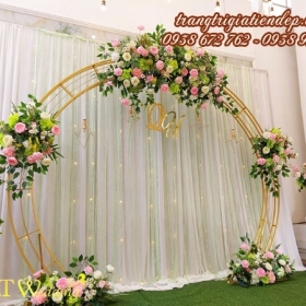 GIÁ CHO THUÊ BACKDROP CƯỚI HOA LỤA TẠI TPHCM
