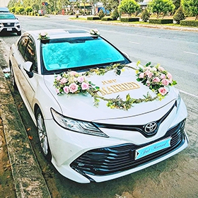 BÁN HOA GIẢ TRANG TRÍ XE HOA CƯỚI GIÁ RẺ TPHCM