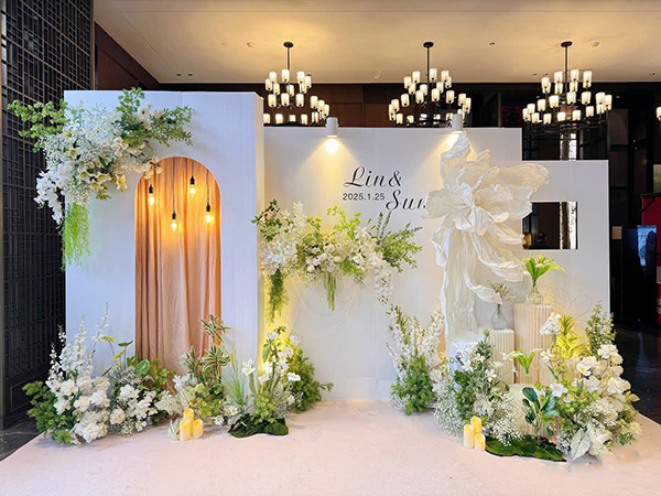 backdrop cưới hoa lụa giá rẻ tại bình thạnh