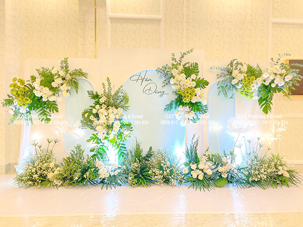 dịch vụ trang trí backdrop cưới hoa lụa tai tphcm