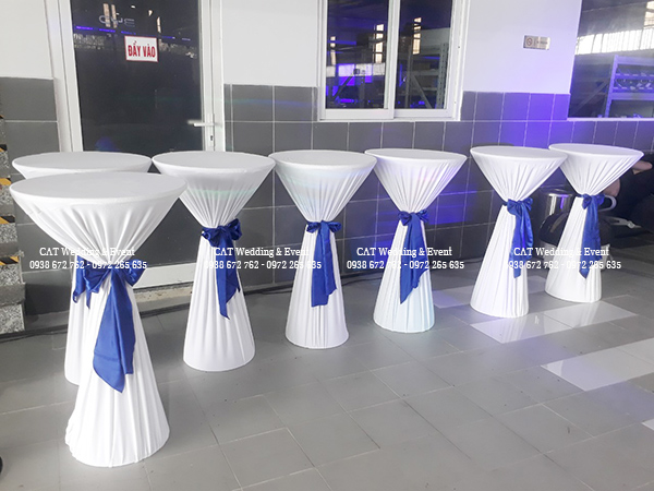 cho thuê bàn bar giá rẻ tại tphcm