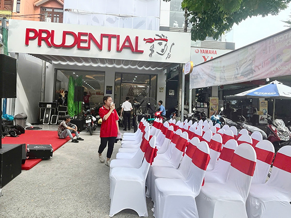 cho thuê ghế khai trương tại TPHCM