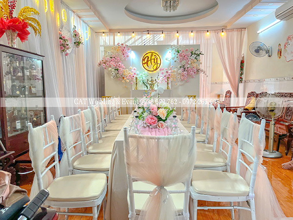 trang trí gia tiên hoa lụa tại quận 12