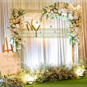 BACKDROP ĐÁM CƯỚI HOA TƯƠI GIÁ RẺ TẠI QUẬN BÌNH TÂN