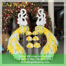 BÁN CỔNG CƯỚI CHIM CÔNG ĐẸP RẺ TẠI TPHCM
