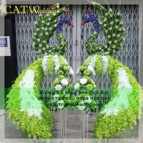 BÁN CỔNG HOA CƯỚI HÌNH CHIM CÔNG ĐẸP