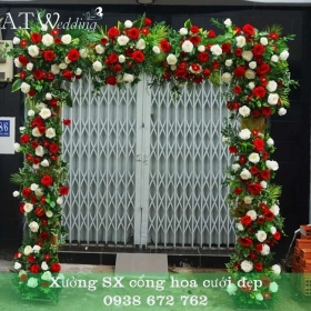 ĐIỂM BÁN CỔNG HOA CƯỚI MÀU ĐỎ ĐẸP GIÁ RẺ TẠI TPHCM