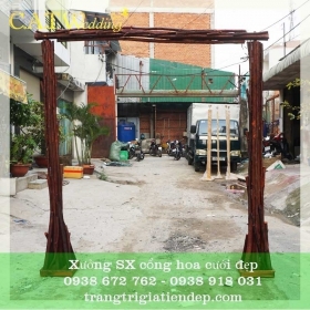 BÁN KHUNG CỔNG HOA CƯỚI BẰNG GỖ ĐẸP