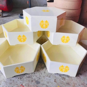 BÁN MÂM QUẢ CƯỚI LỤC GIÁC MÀU KEM TPHCM